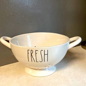 Rae Dunn Fresh colander